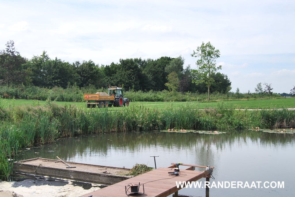 Steigers - terras of vlonder aan het water  Jan Randeraat - Loenen aan de Vecht