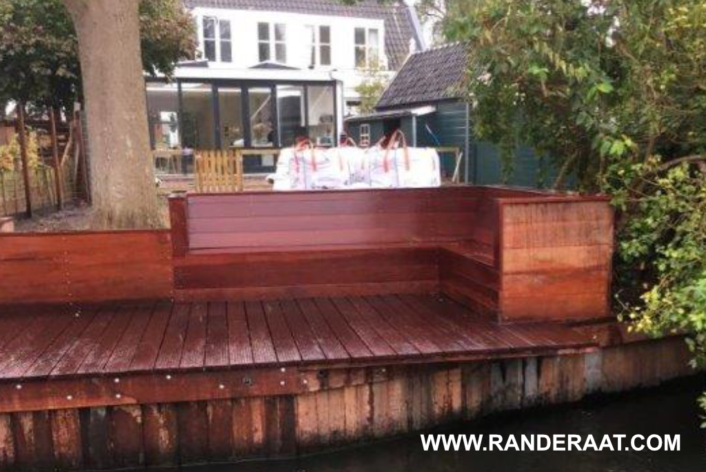 Terras of vlonder  - Jan Randeraat - Loenen aan de Vecht